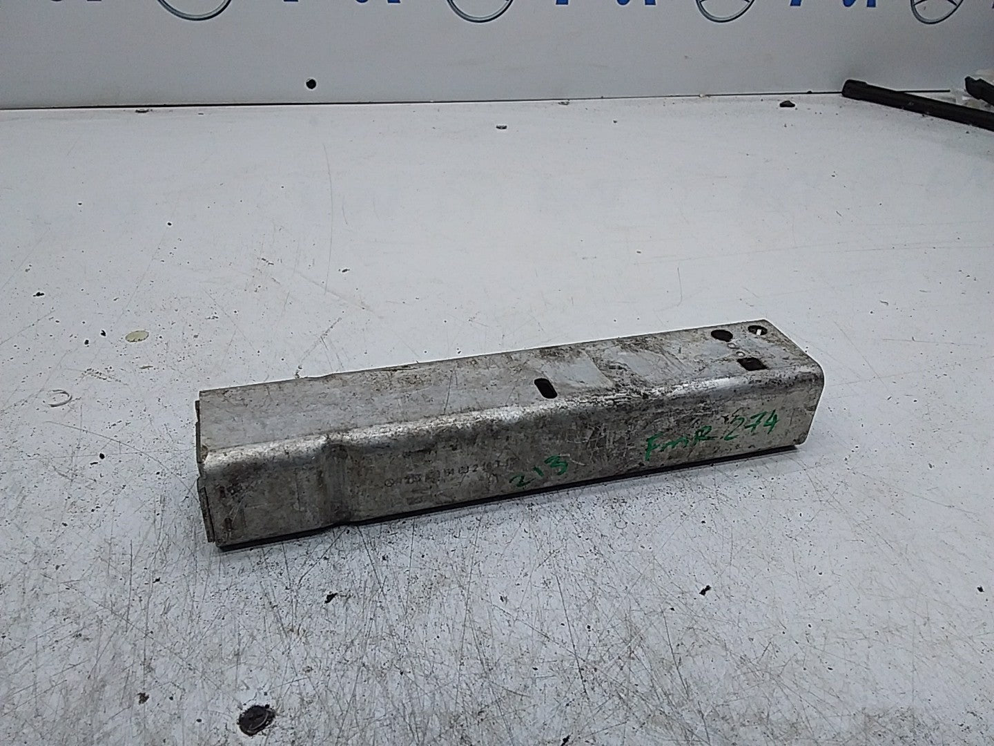 MERCEDES E-CLASS W213 LOWER BUMPER ABSORBER A2136200400 FMR274