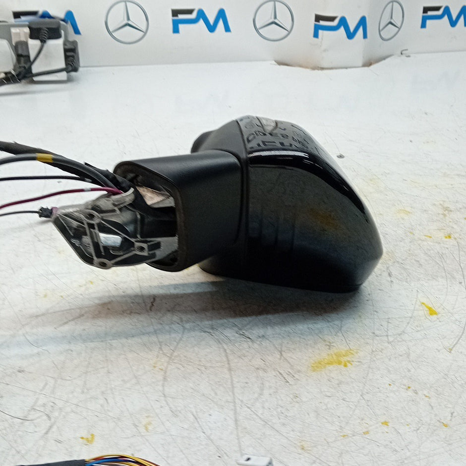 MERCEDES C-CLASS W205 DRIVER WING MIRROR OSF BLACK PL CAMERA FMM72