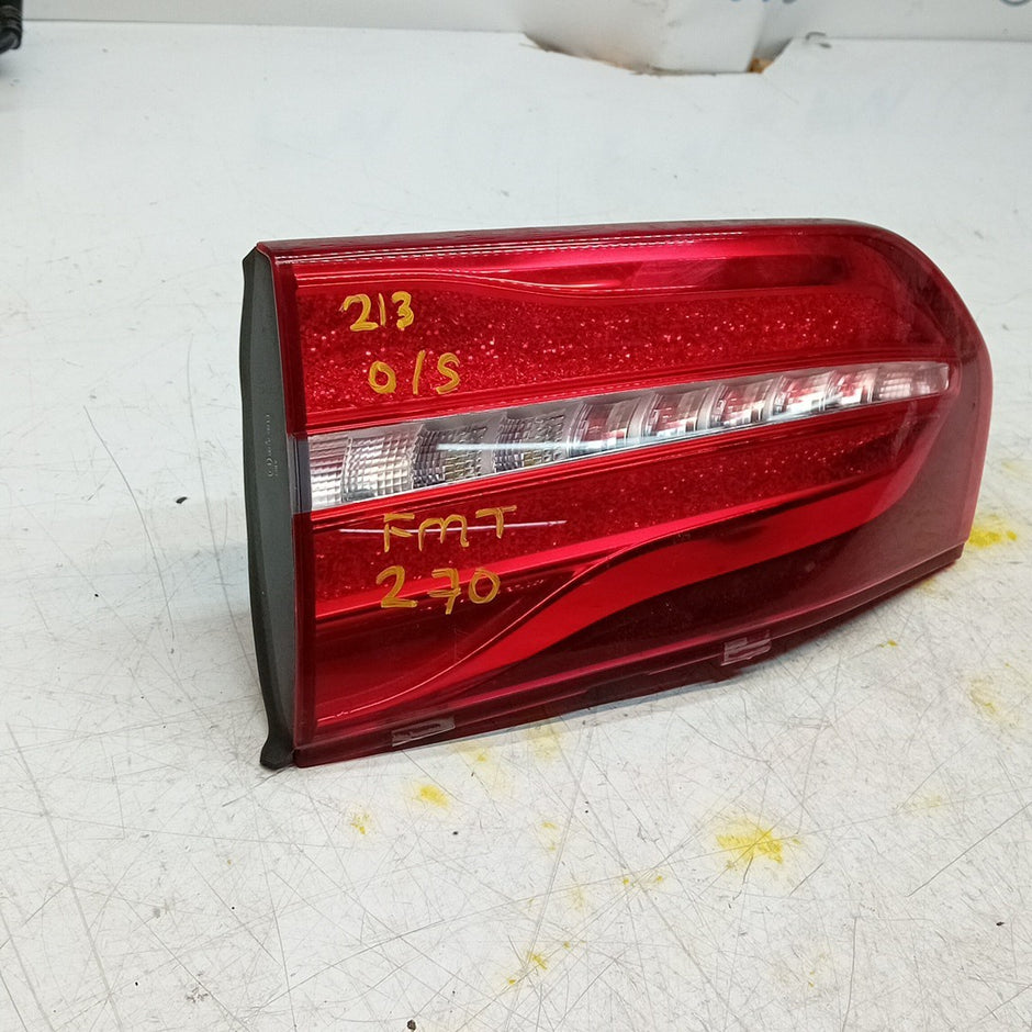 MERCEDES BENZ  E-CLASS W213 DRIVER RIGHT OS REAR TAIL LIGHT  2016 FMT270