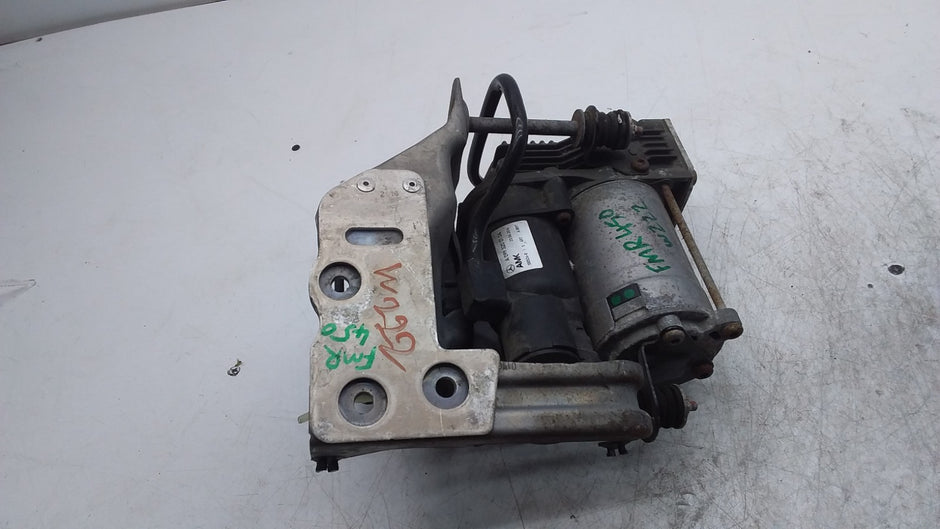 MERCEDES BENZ S-CLASS W222 AIR SUSPENSION COMPRESSOR A2223200604 FMR450