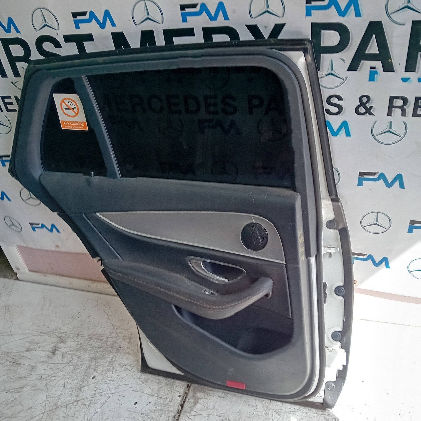 MERCEDES E-CLASS S213 EST PASSENGER REAR DOOR NSR WHITE 2016 ON COMPLETE FMD228