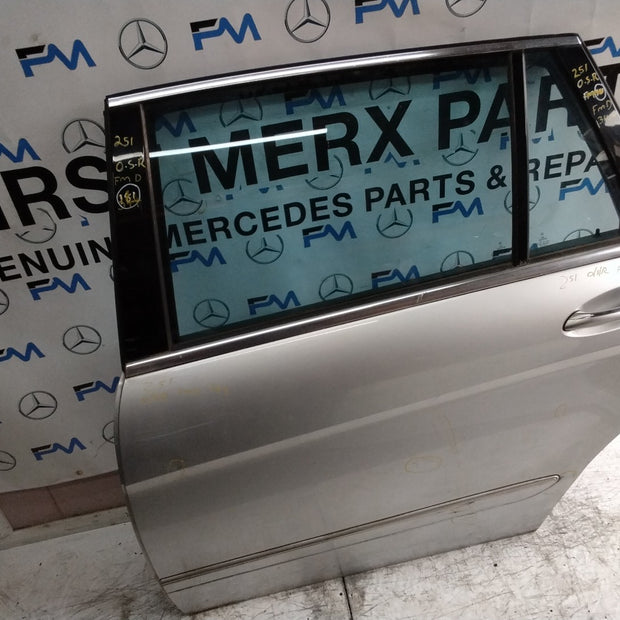 MERCEDES R-CLASS W251 PASSENGER REAR DOOR NSR SILVER 2005-12 COMPLETE FMD344