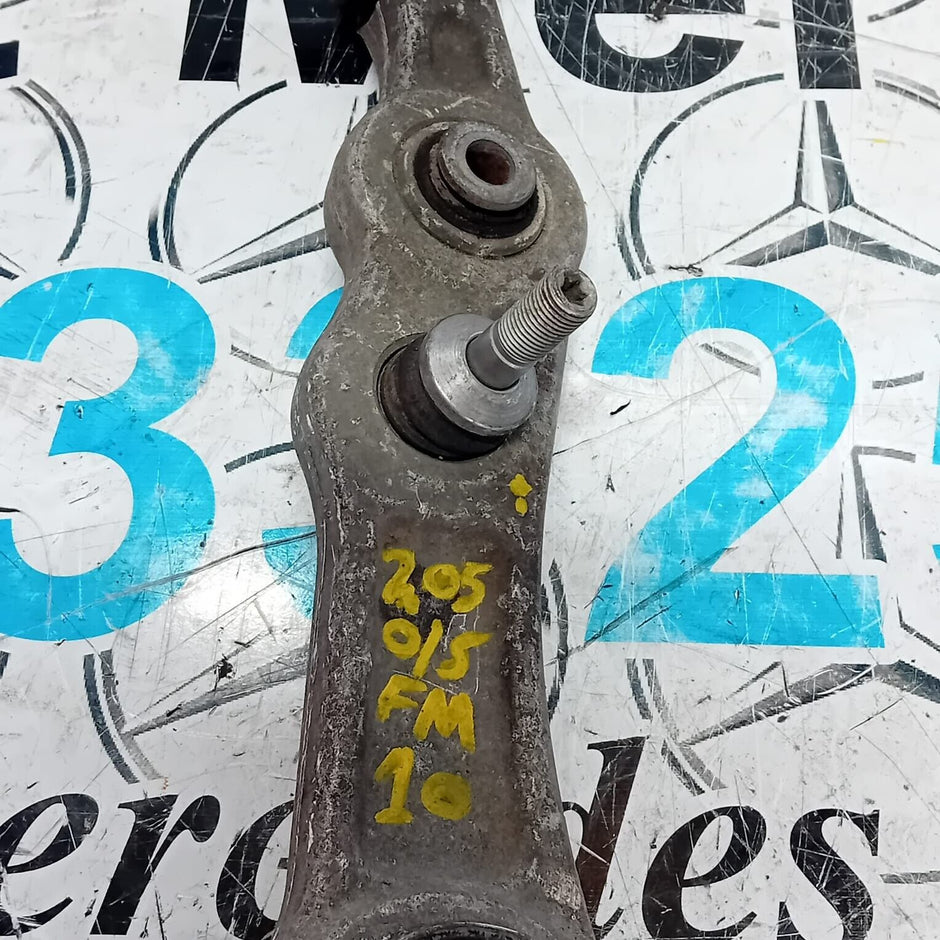 MERCEDES BENZ C-CLASS W205  DRIVER SIDE FRONT LOWER CONTROL ARM 205 08 RE