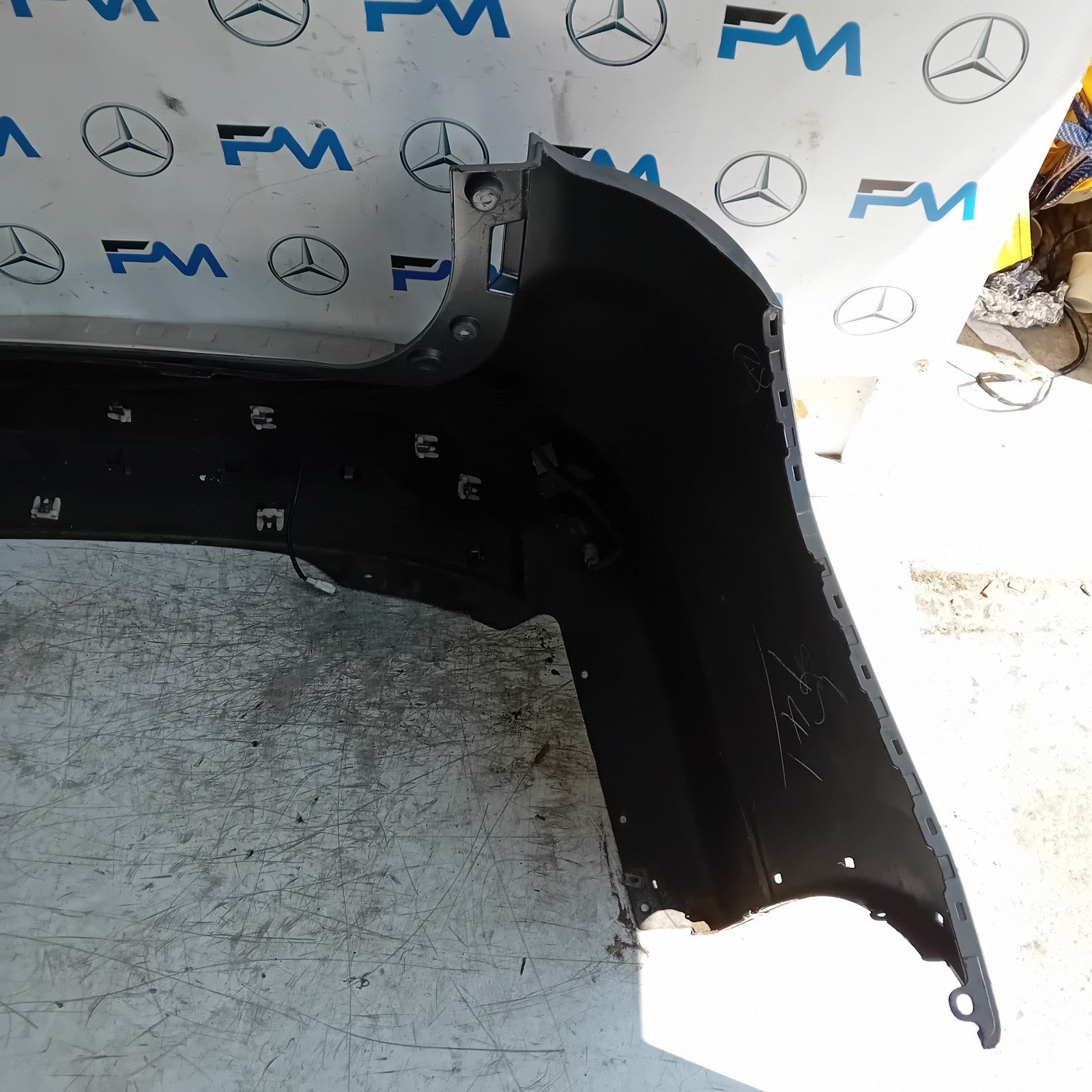 MITSUBISHI OUTLANDER MK3 REAR BUMPER GREY 2013 COMPLETE FMX108
