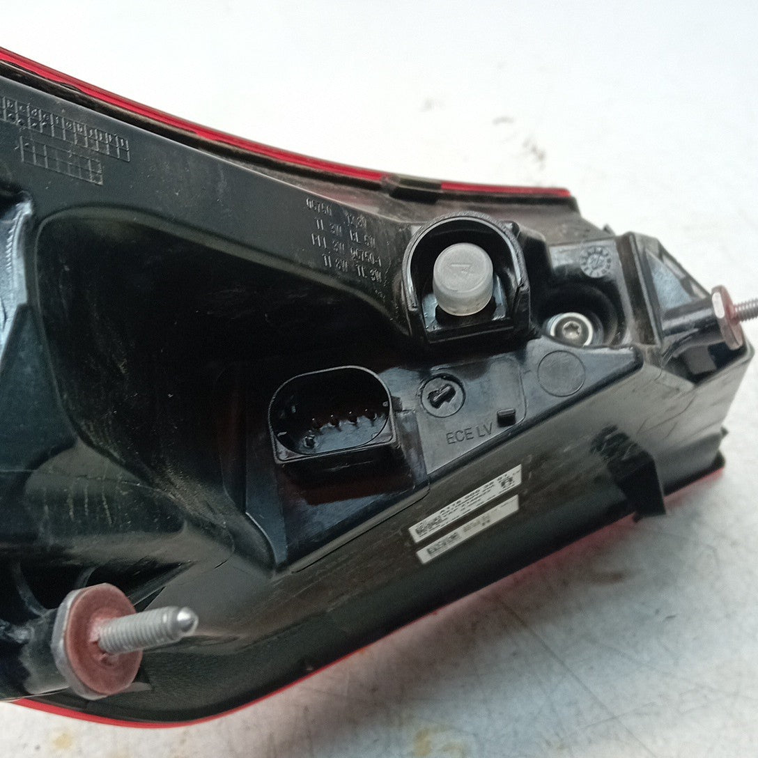 MERCEDES CLA W118 DRIVER SIDE RIGHT OS REAR TAIL LIGHT A1189063801 FMT226