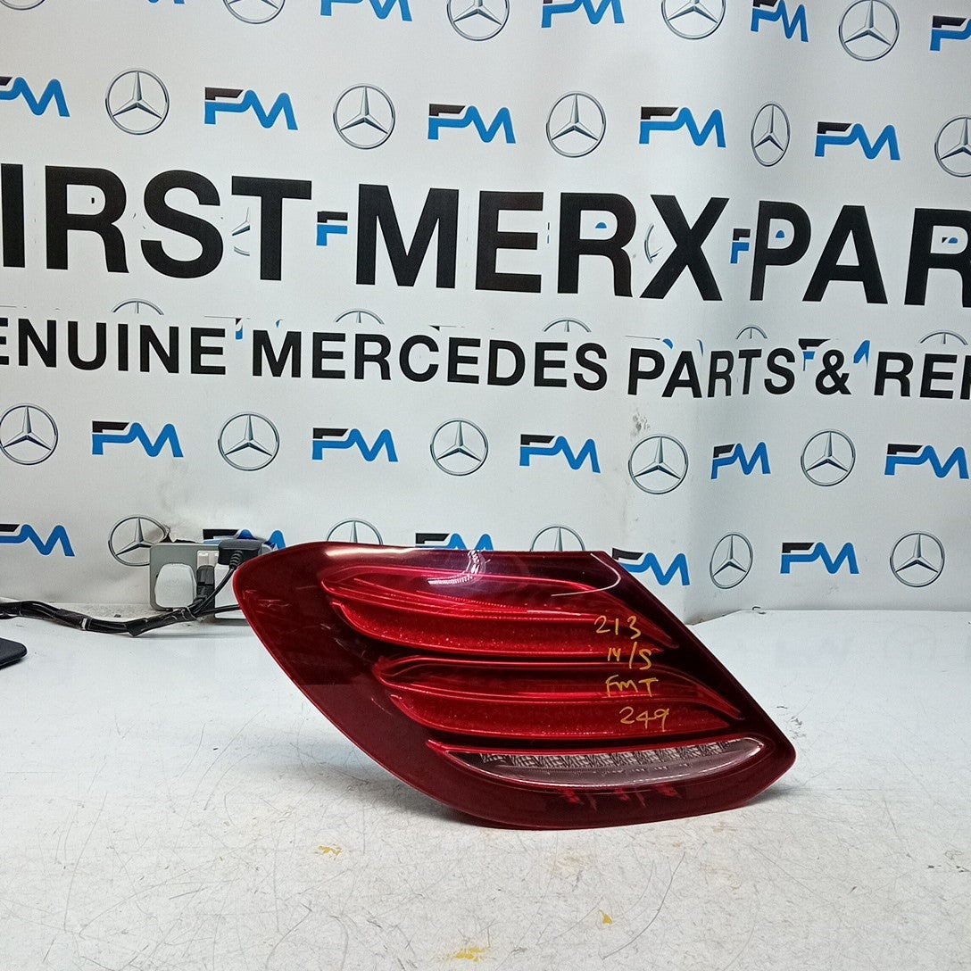 MERCEDES E-CLASS W213 PASSENGER LEFT NS REAR TAIL LIGHT A2139067900 FMT249