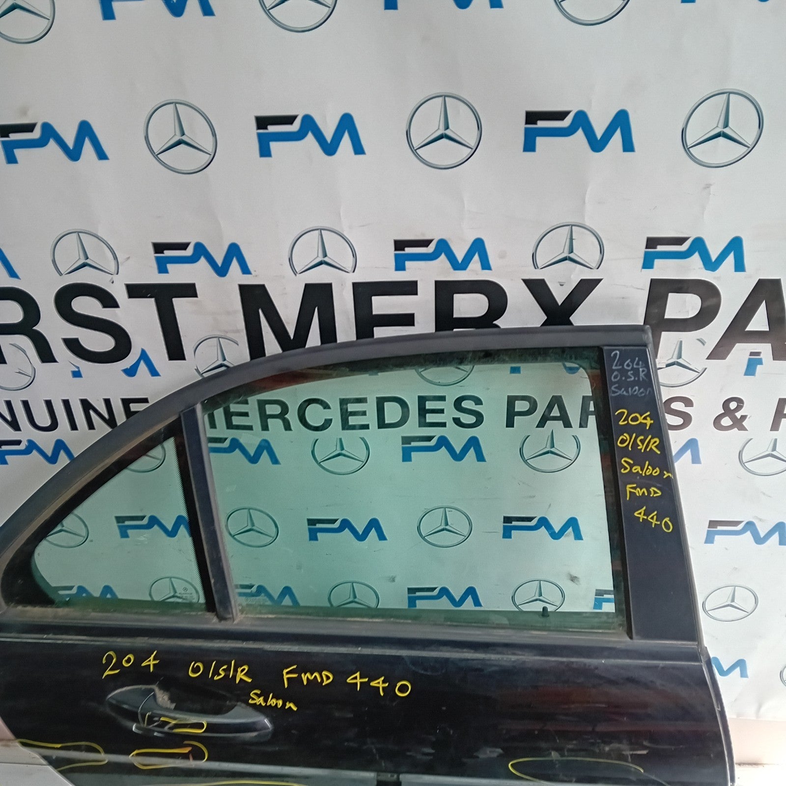 MERCEDES C-CLASS W204 SLN DRIVER REAR DOOR OSR BLACK 2009-2014 COMPLETE FMD440