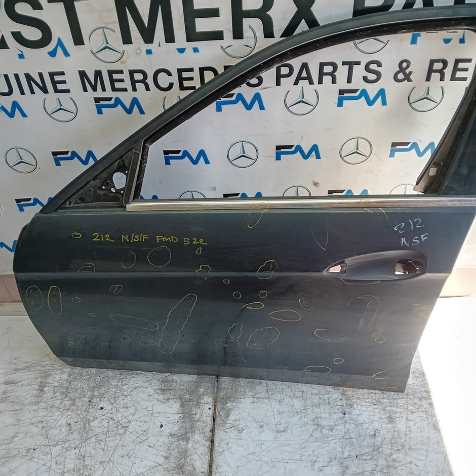 MERCEDES BENZ  E-CLASS W212 PASSENGER FRONT DOOR NSF 2015  GREY FMD522