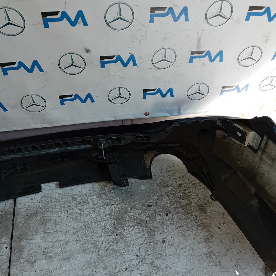 MERCEDES BENZ C-CLASS W204  REAR BUMPER A2048850438 2016 WHITE COMPLETE FMX163