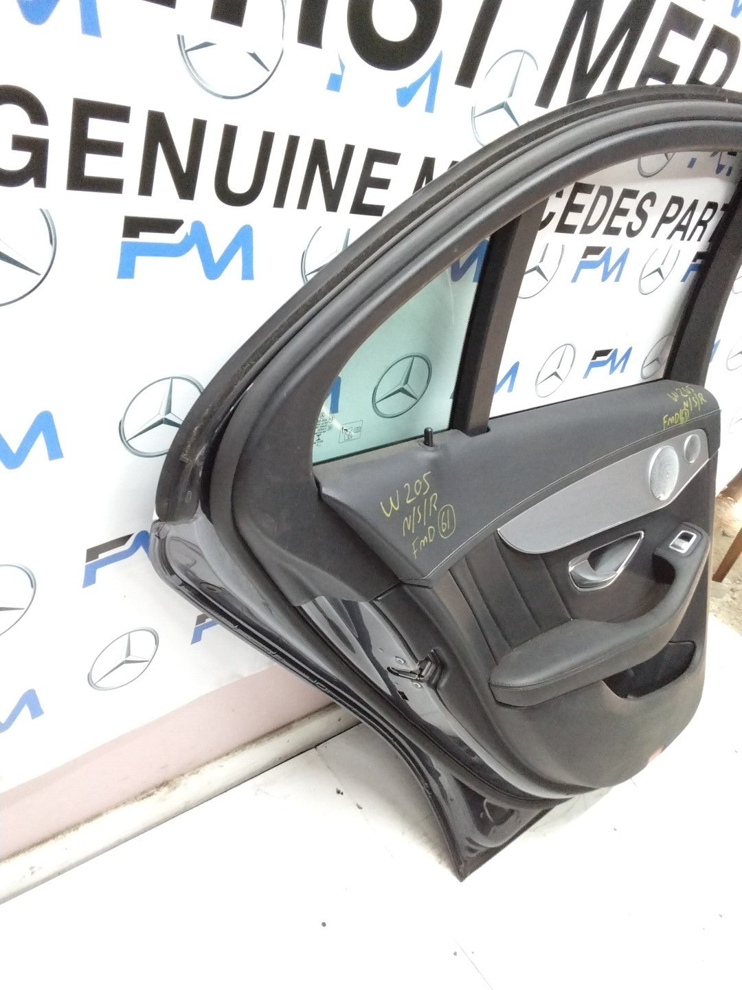 MERCEDES  BENZ  C-CLASS W205 PASSENGER SIDE REAR DOOR N/S/R COMPLETE GREY FMD61