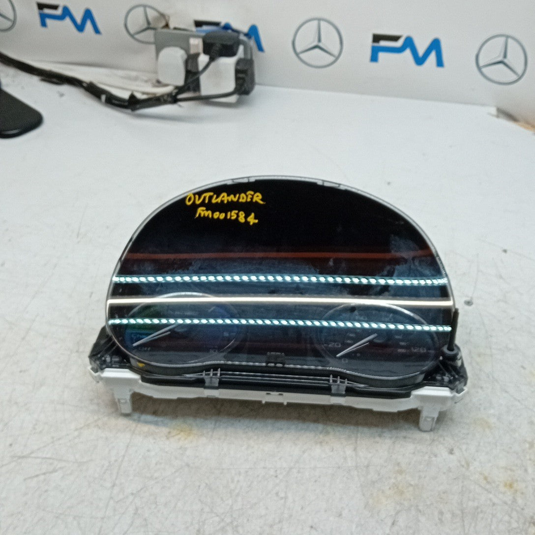 MITSUBISHI OUTLANDER SPEEDOMETER INSTRUMENT CLUSTER  8100C840 FM001584