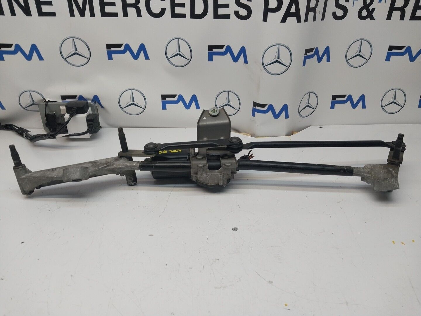 MERCEDES-BENZ A CLA GLA 2015-2018 Wiper Motor Front & Linkage A1769061900FM00223