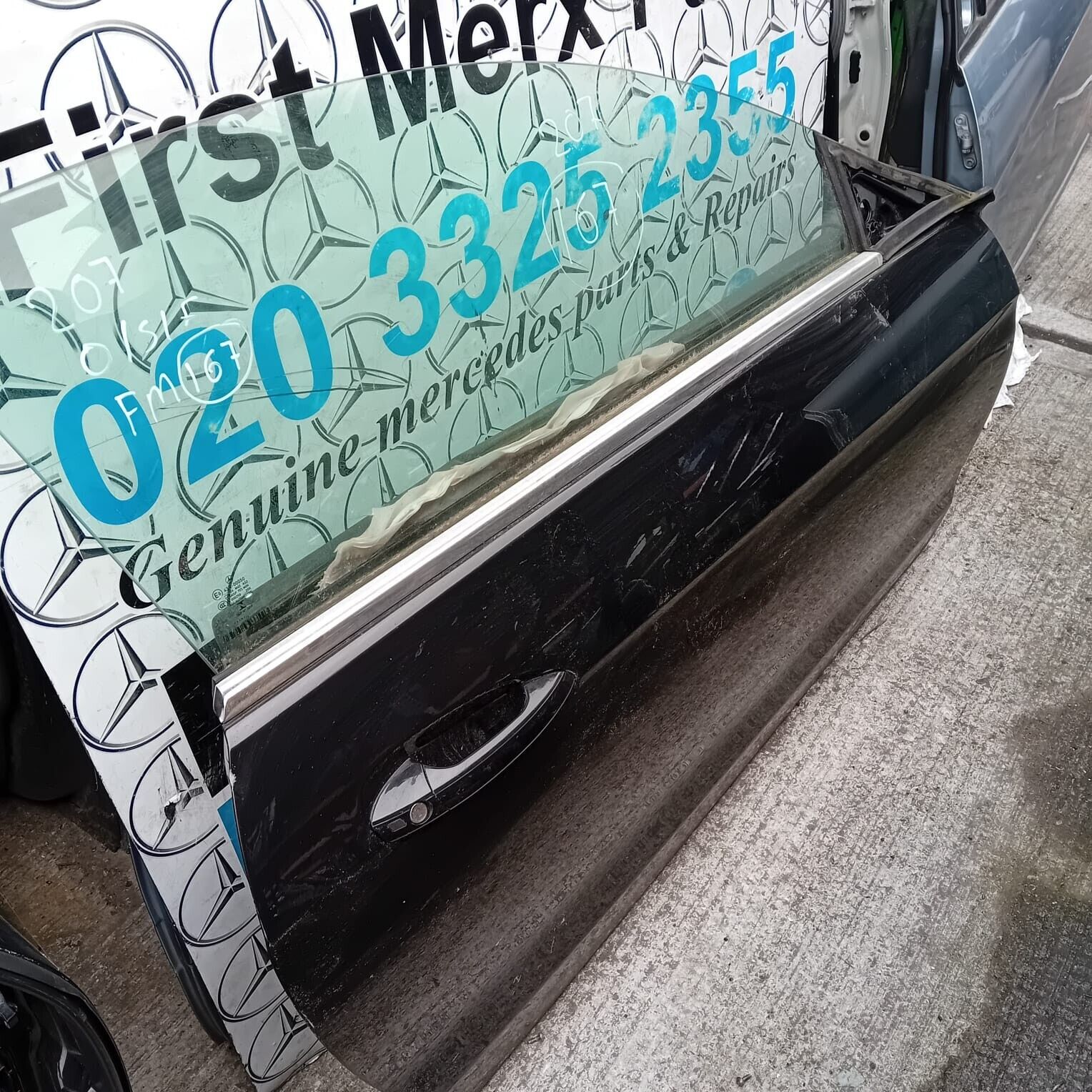 MERCEDES BENZ E-CLASS COUPE  W207  DRIVER SIDE  DOOR ( OFF SIDE )