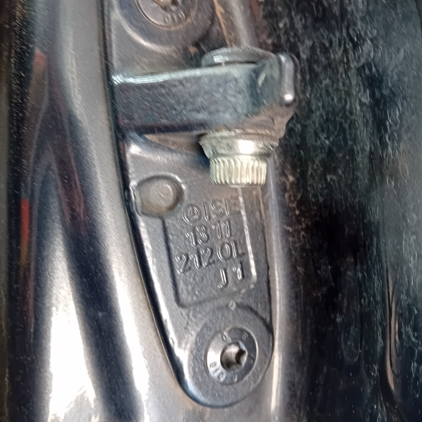 MERCEDES BENZ E-CLASS  W212 PASSENGER SIDE REAR DOOR ( NEAR SIDE REAR ) FM06