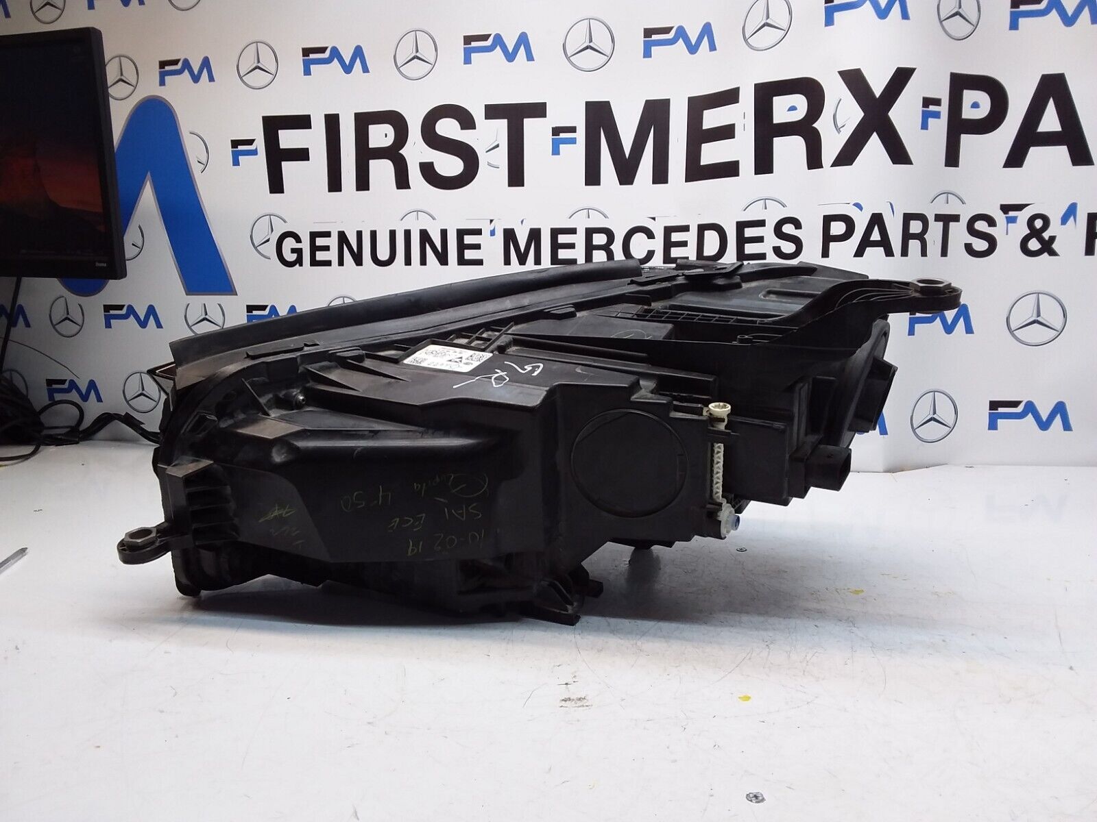 MERCEDES-BENZ W167 GLE DRIVER O/S HEADLIGHT A1679060900 FMH79 LED HIGH PERF