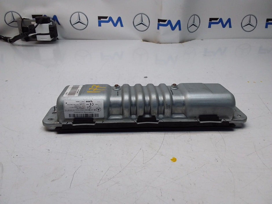 2018 MERCEDES BENZ A-CLASS W177 DRIVER SIDE KNEE AIRBAG A1778600102 FM00322