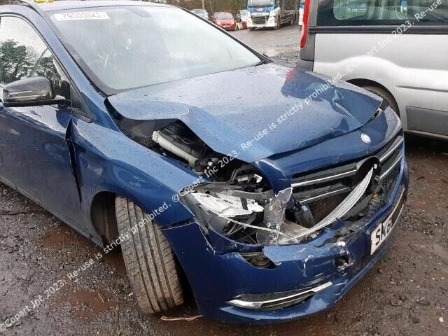 MERCEDES BENZ B-CLASS W246 / AIR BAGS ( STEERING WHEEL, KNEE, ROOF )