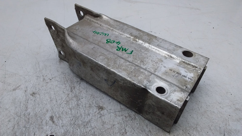 MERCEDES BENZ  C-CLASS W204 LEFT SIDE FRONT CRASH BAR SUPPORT A2046201195 FMR408