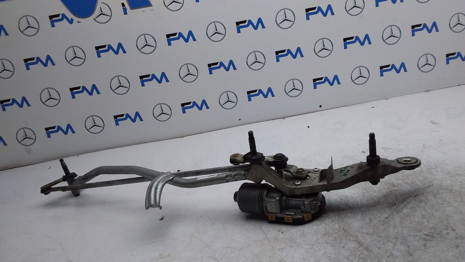 MERCEDES BENZ   C-CLASS W205 FRONT WIPER MECHANISM A2058200940 FMR432
