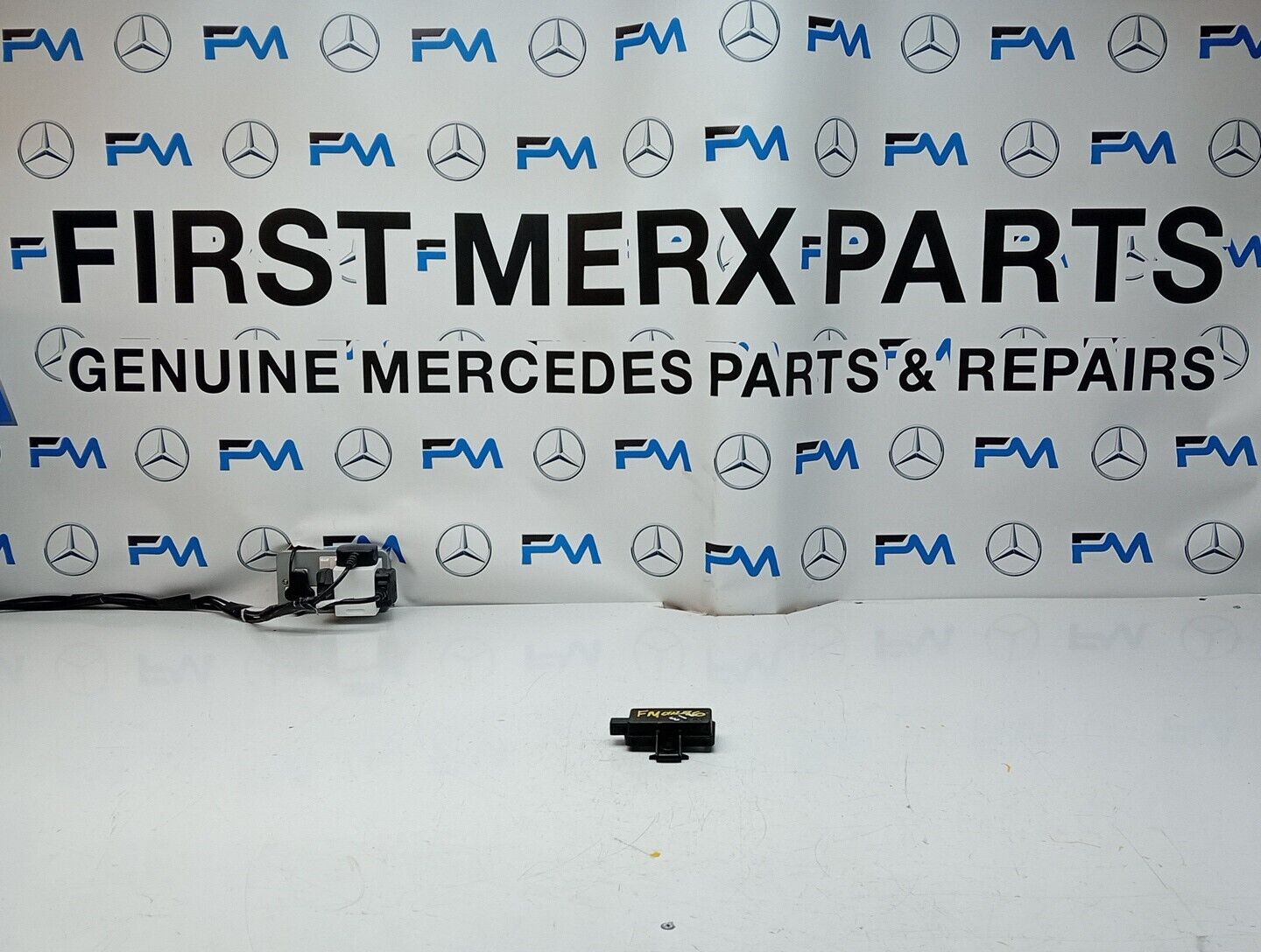 MERCEDES E-CLASS W213 W238 / TYRE PRESSURE CONTROL MODULE A0009002013 FM00276