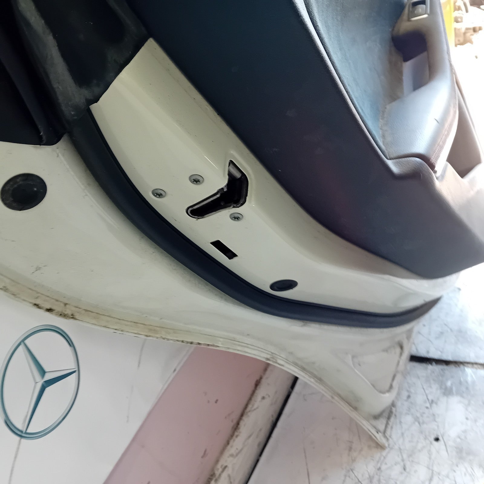 MERCEDES CLA W117 PASSENGER REAR DOOR NSR WHITE 2013-19 COMPLETE FMD464