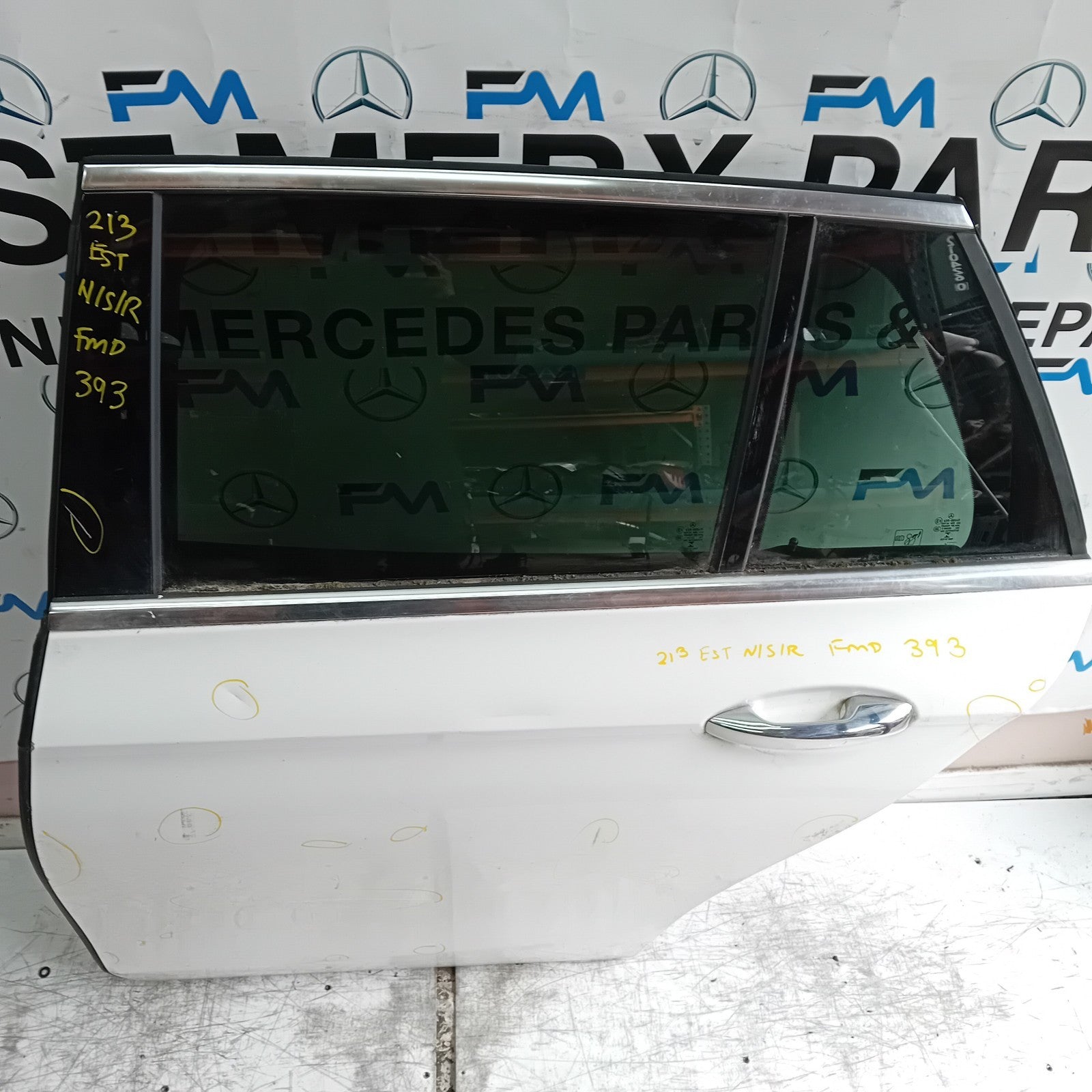 MEECEDS E-CLASS S213 EST PASSENGER REAR DOOR NSR WHITE 2016 ON COMPLETE FMD393
