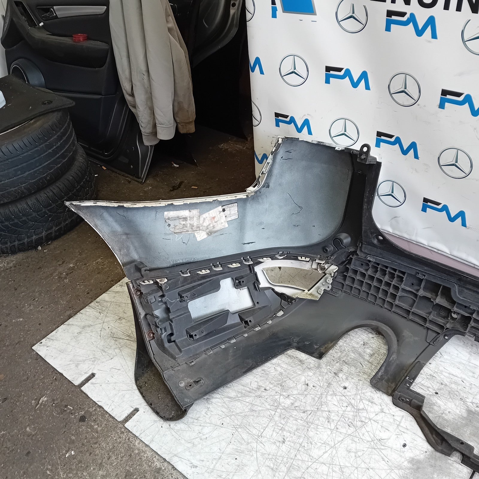 LAND ROVER SPORT REAR BUMPER WHITE 2013-2018 DK62 17D753AA FMX141