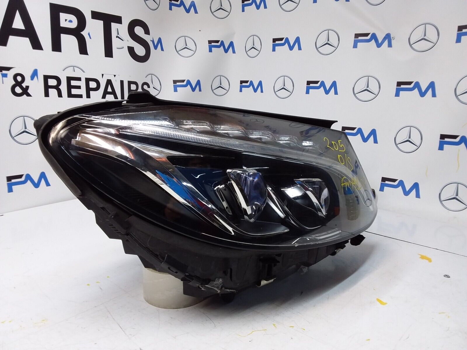 MERCEDES C CLASS W205 COMPLETE HEADLIGHT FACELIFT DRIVER OS A2059068202 FMH103