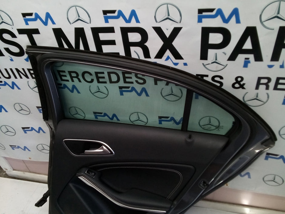 MERCEDES BENZ A CLASS W176 DRIVER SIDE REAR DOOR ( OFF SIDE REAR ) FMD20
