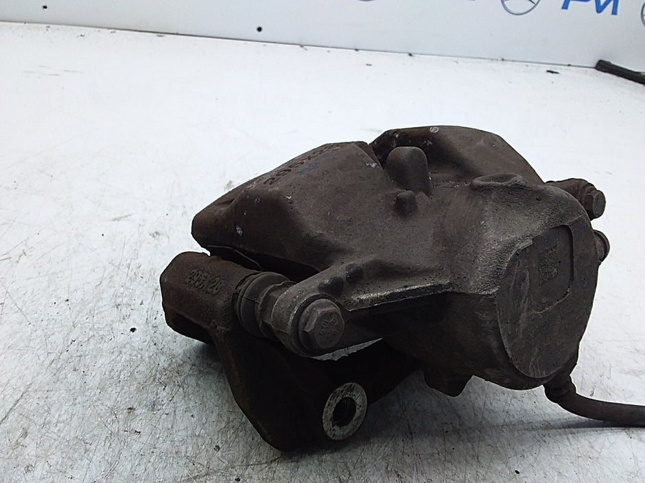 MERCEDES BENZ  C-CLASS W204 WHEEL BRAKE CALIPER  LEFT PASSENGER SIDE FMR366