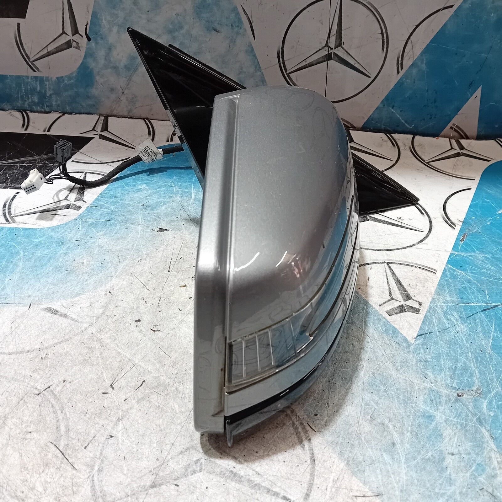 MERCEDES BENZ W212 E CLASS WING MIRROR FOLDING RIGHT SIDE A2128101016 SILVER