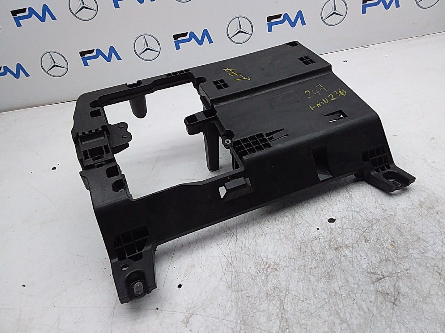 MERCEDES A-CLS W177 SAM MODULE PANEL COVER A2475402506 FMR236