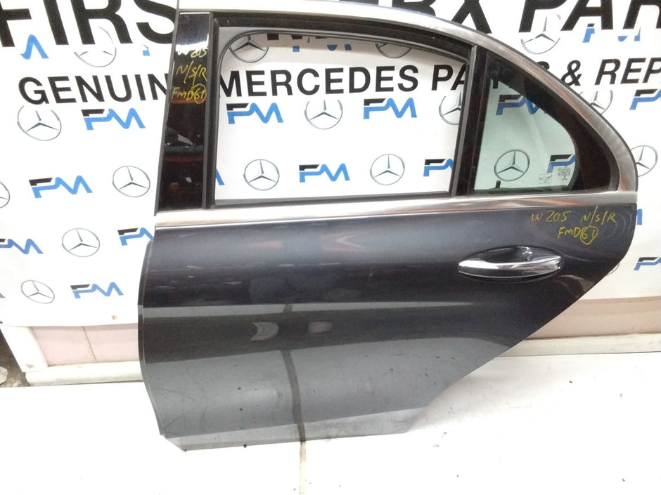 MERCEDES  BENZ  C-CLASS W205 PASSENGER SIDE REAR DOOR N/S/R COMPLETE GREY FMD61