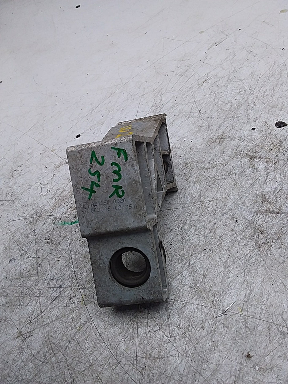MERCEDES E-CLS W213 RADIATOR HOLDER FMR254