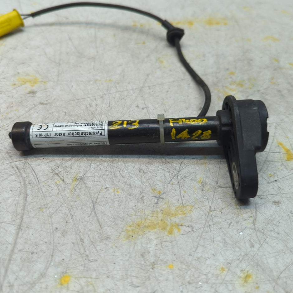 MERCEDES E CLASS W213 BONNET PEDESTRIAN ACTUATOR A2139062201 2016 FM001428
