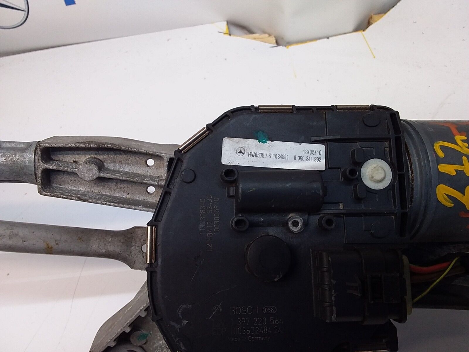 MERCEDES E-CLASS 2014 W212 A2128201340 FRONT WIPER MOTOR  FM00172