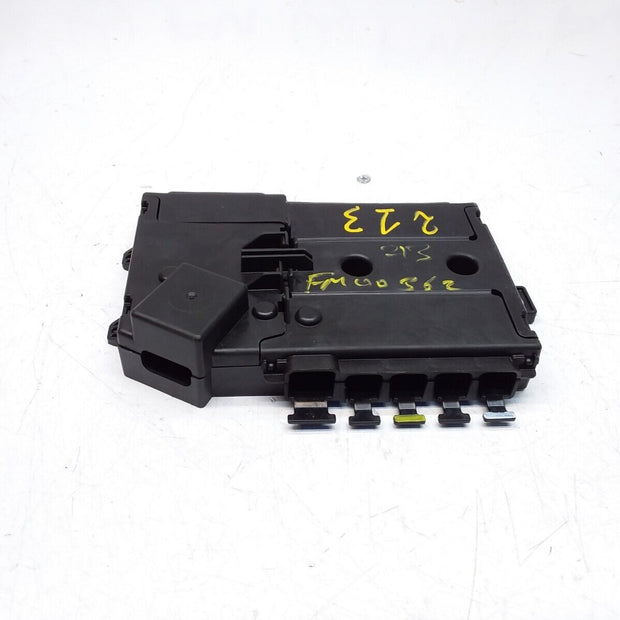 Mercedes E-Class W213 Front Inboard Fuxebox Module Unit A2135406200 FM00362