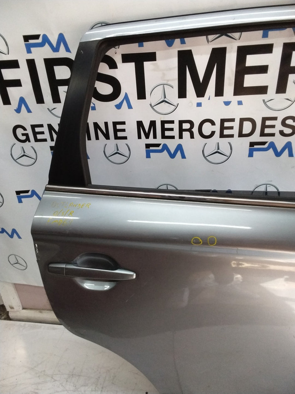 MITSUBISH OUTLANDER DRIVER SIDE REAR DOOR O/S/R  GREY FMD69
