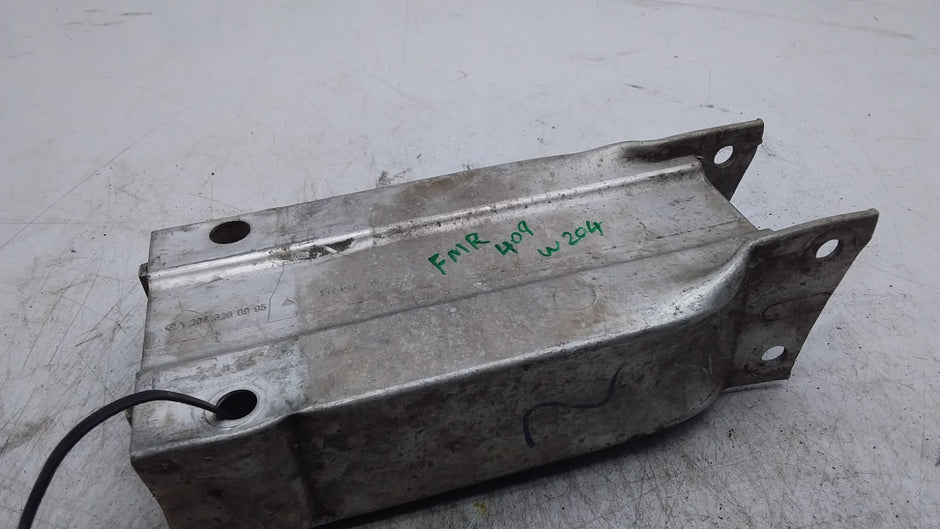 MERCEDES BENZ C-CLASS W204 RIGHT SIDE FRONT CRASH BAR SUPPORT A2046200995 FMR409