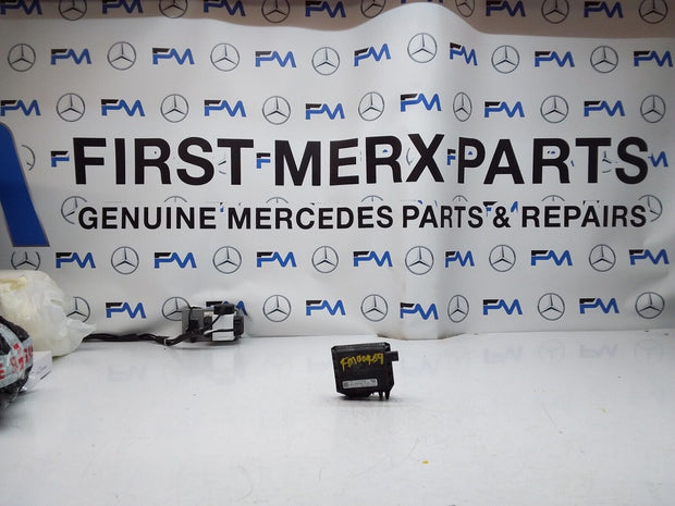 MERCEDES  C E CLASS W205 W213 NEGATIVE BATTERY CLAM TERMINAL A0009061505 FM00469