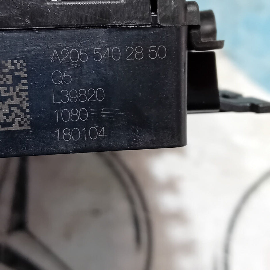 MERCEDES BENZ C CLASS W205 FUSE BOX RELAY DISTRIBUTION BOX A2055402850