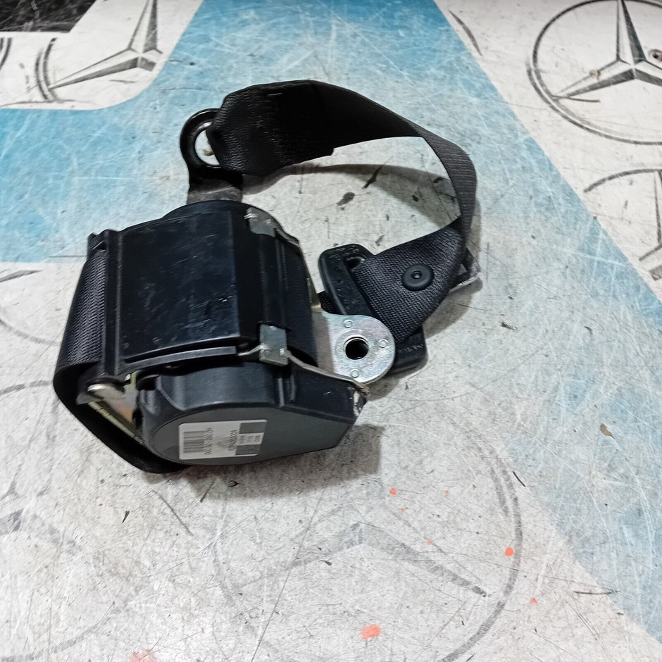 MERCEDES BENZ E CLASS W213 SALOON 2016-2021 REAR CENTRE SEAT BELT A2138601385