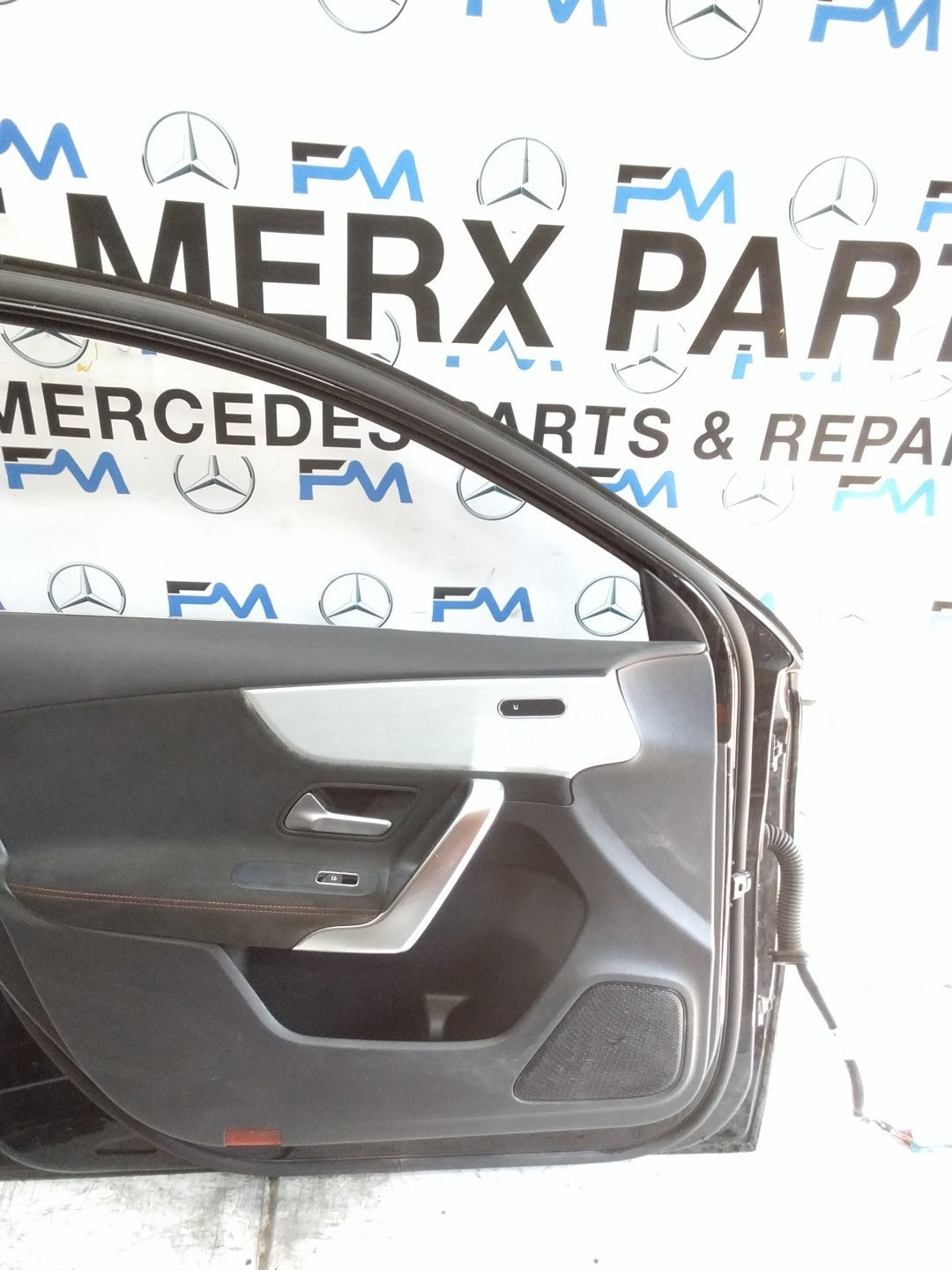 MERCEDES A-CLASS W177 SLN PASSENGER FRON DOOR NSF BLACK 2018 ON COMPLETE FMD320
