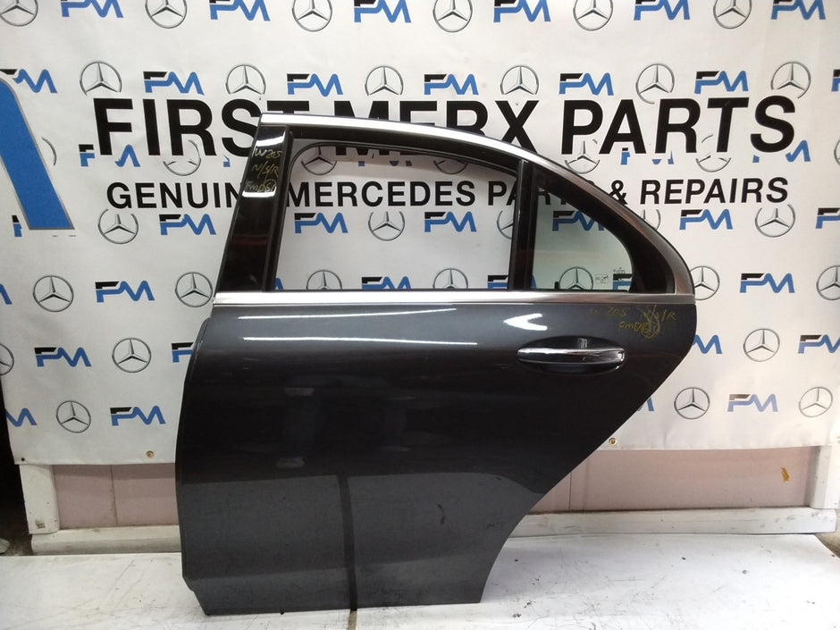 MERCEDES  BENZ  C-CLASS W205 PASSENGER SIDE REAR DOOR N/S/R COMPLETE GREY FMD61