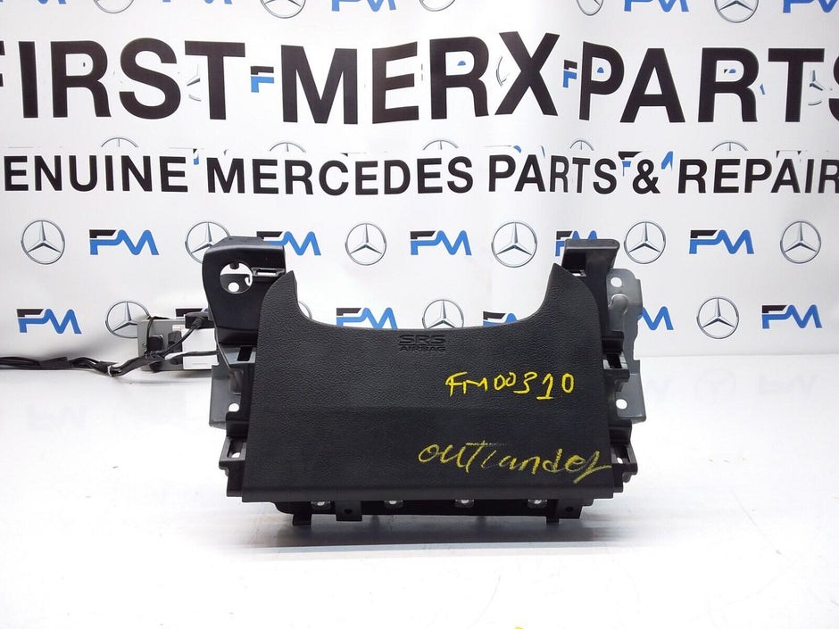 MITSUBISHI OUTLANDER MK3 KNEE AIR SRS BAG RIGHT DRIVER SIDE 7030A-31753 FM00310
