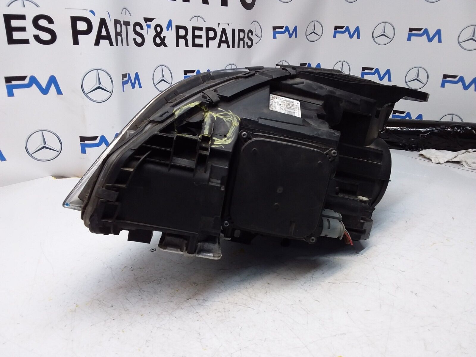2013 MERCEDES B-CLASS W246 HEADLIGHT DRIVER SIDE OS A2468207461 FMH121 (DAMAGED)