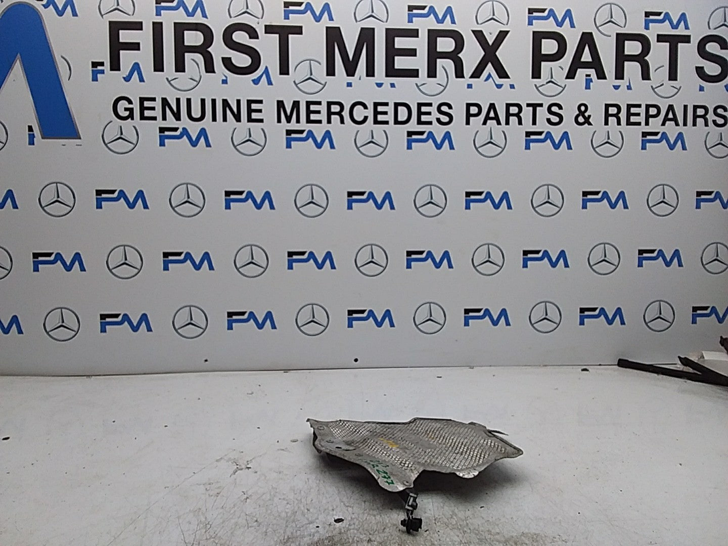 MERCEDES E-CLASS W213 HEAT INSULATION PLATE A2136801305 FMR277