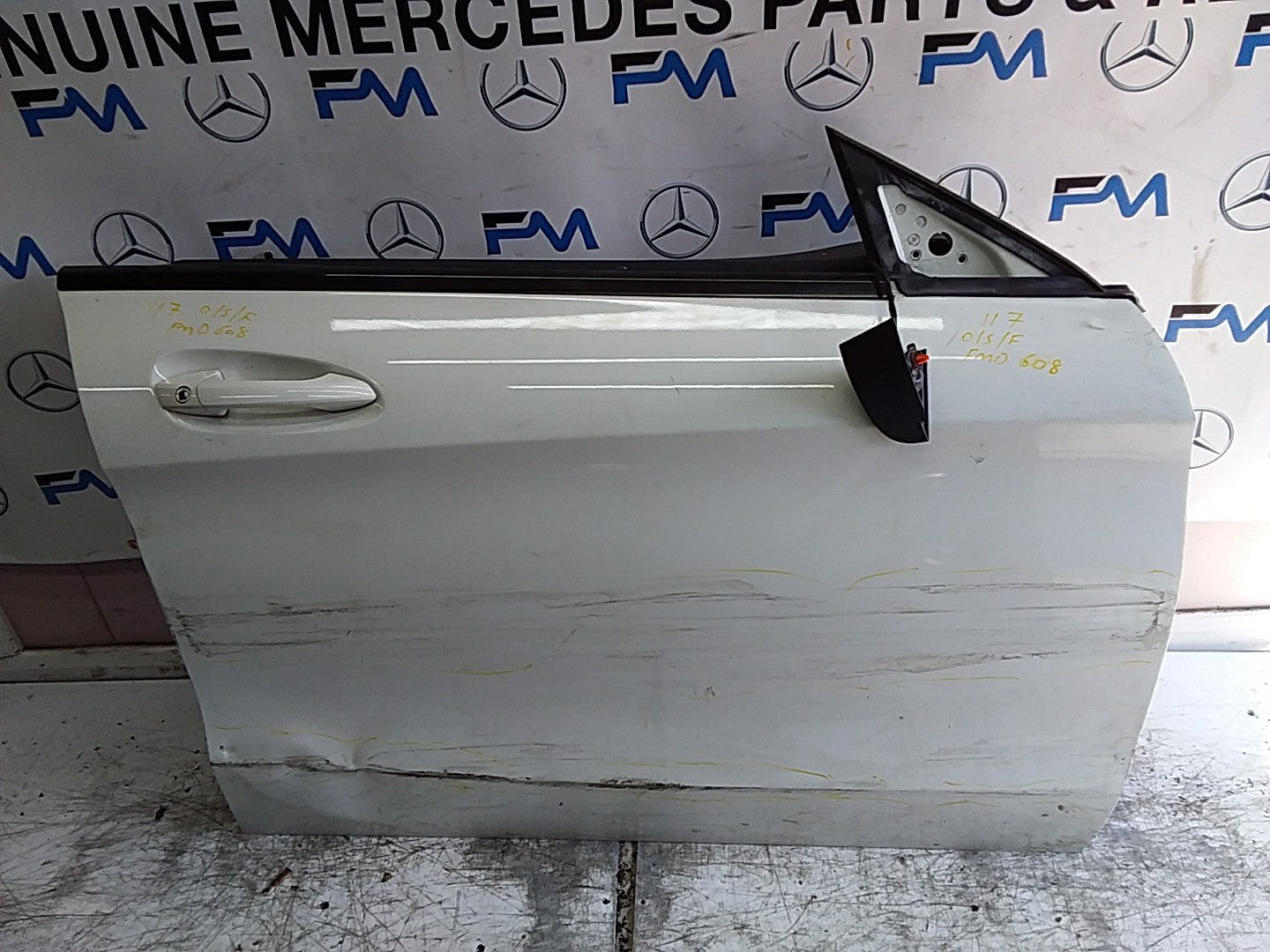 MERCEDES BENZ  CLA C117  DRIVER FRONT DOOR OSF WHITE 2013-19  FMD608
