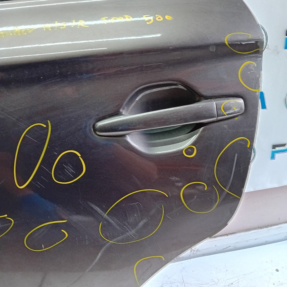 MITSUBISHI OUTLANDER MK3 PASSENGER REAR DOOR NSR 2013 BROWN FMD500