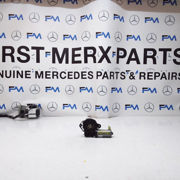 MERCEDES C-CLASS W205 2018 SUNROOF MOTOR  0390200100 FM00443